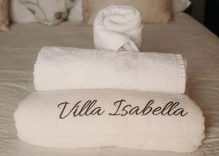 Isabella Опатия